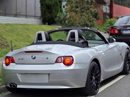 BMW-Z4-3.0 ROADSTER I6 24V GASOLINA 2P AUTOMÁTICO BMW-Z4-2003