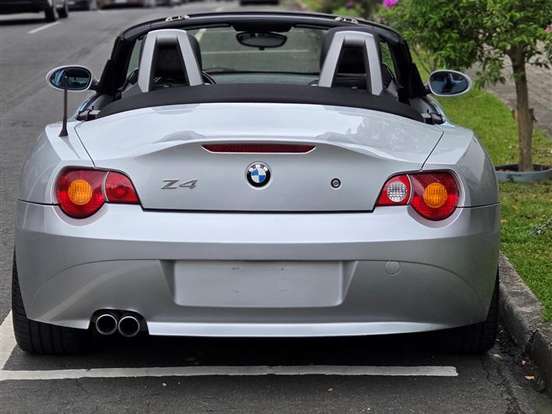 BMW-Z4-3.0 ROADSTER I6 24V GASOLINA 2P AUTOMÁTICO BMW-Z4-2003