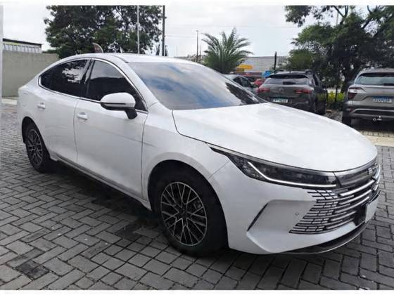 BYD KING 1.5 DM-I PHEV GS AUTOMÁTICO