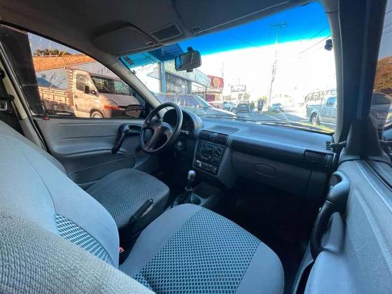 CHEVROLET CLASSIC 1.0 MPFI LIFE 8V FLEX 4P MANUAL