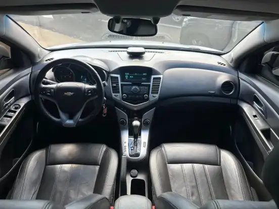 CHEVROLET-CRUZE-2015
