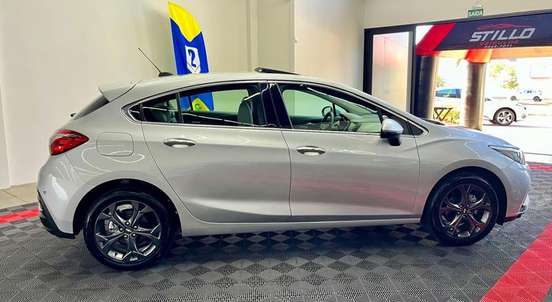CHEVROLET-CRUZE-2019