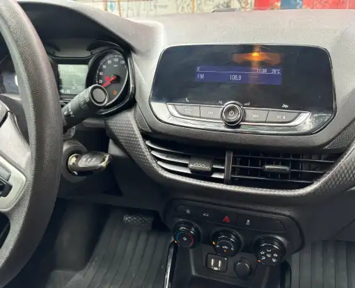 CHEVROLET-ONIX-2020