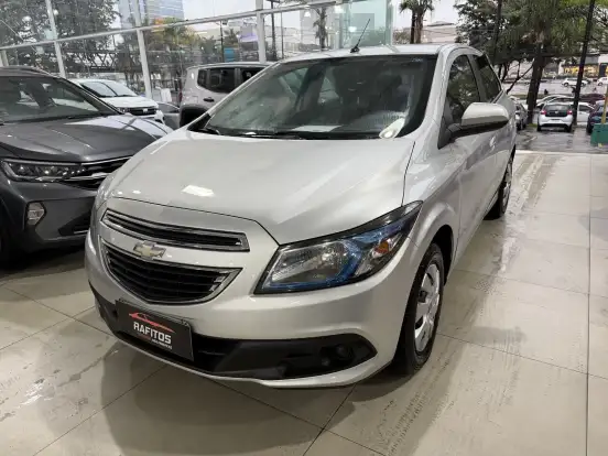 CHEVROLET-ONIX-2013