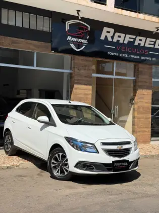 CHEVROLET ONIX 1.4 MPFI LTZ 8V FLEX 4P MANUAL