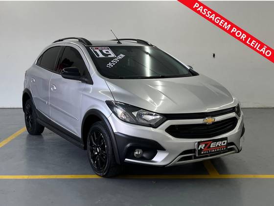 CHEVROLET ONIX 1.4 MPFI ACTIV 8V FLEX 4P AUTOMÁTICO