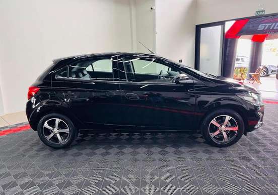 CHEVROLET-ONIX-1.4 MPFI LTZ 8V FLEX 4P AUTOMÁTICO CHEVROLET-ONIX-2018