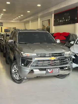CHEVROLET S10 2.8 16V TURBO DIESEL HIGH COUNTRY CD 4X4 AUTOMÁTICO