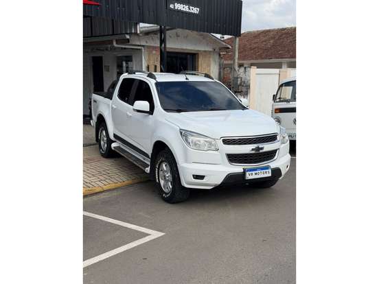 CHEVROLET-S10-2.8 LS 4X4 CD 16V TURBO DIESEL 4P AUTOMÁTICO CHEVROLET-S10-2014