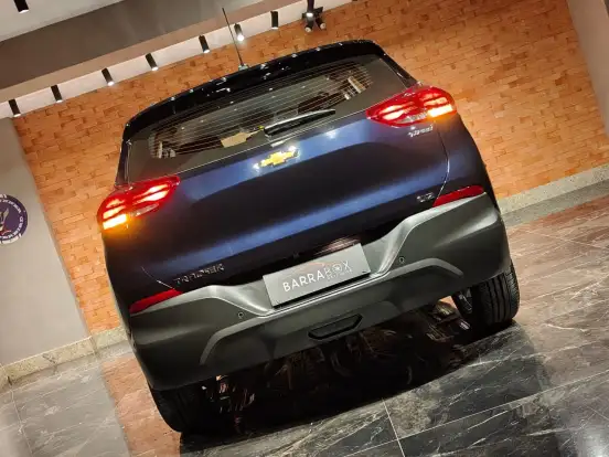 CHEVROLET-TRACKER-2021