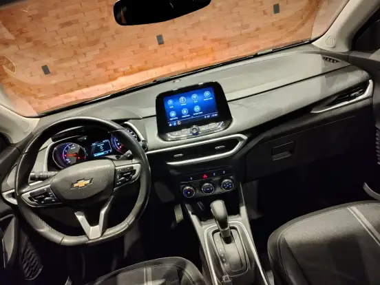 CHEVROLET-TRACKER-2021