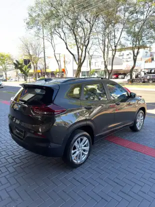 CHEVROLET-TRACKER-2025