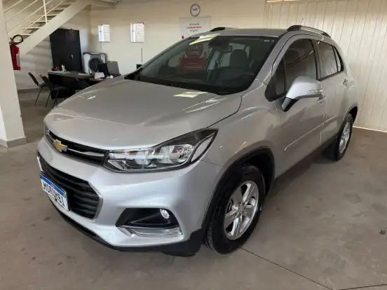 CHEVROLET-TRACKER-2018