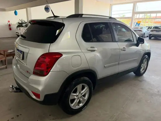 CHEVROLET-TRACKER-2018
