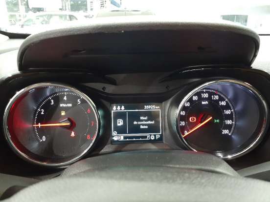 CHEVROLET-TRACKER-2023