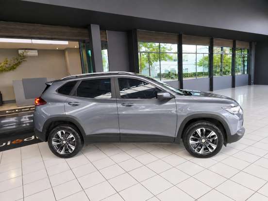 CHEVROLET-TRACKER-2022