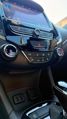 CHEVROLET-CRUZE-2022