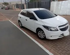 CHEVROLET ONIX 1.0 MPFI JOY 8V FLEX 4P MANUAL CHEVROLET ONIX 1.0 MPFI JOY 8V FLEX 4P MANUAL