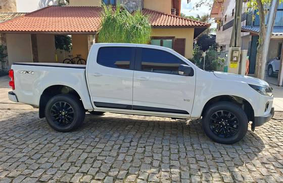 CHEVROLET S10 2.8 16V TURBO DIESEL LT CD 4X4 AUTOMÁTICO