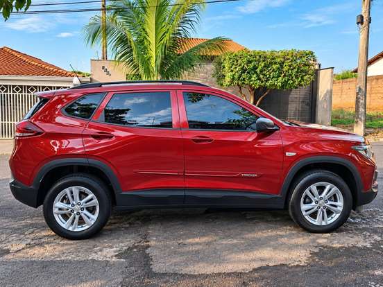 CHEVROLET-TRACKER-2020