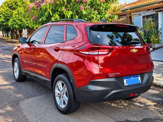 CHEVROLET-TRACKER-2020