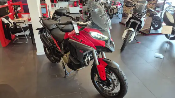 DUCATI MULTISTRADA 1200 V4 S 