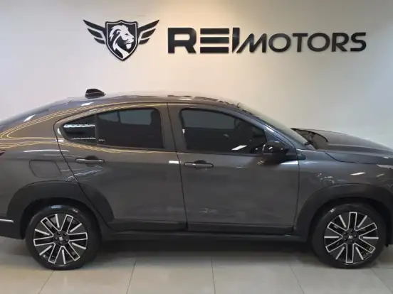 FIAT-FASTBACK-1.0 TURBO 200 HYBRID AUDACE CVT FIAT-FASTBACK-2025