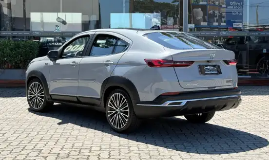 FIAT-FASTBACK-2024