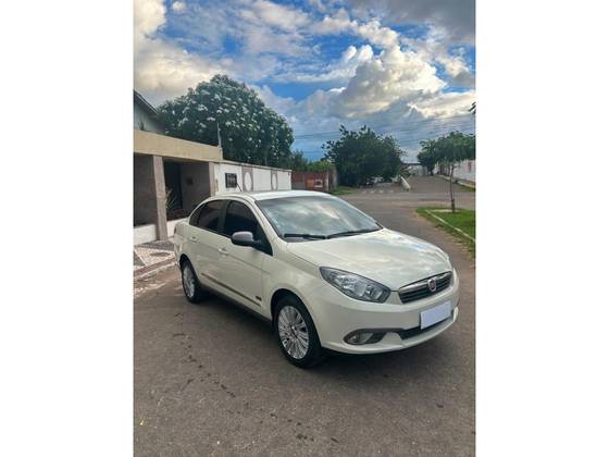 FIAT GRAND SIENA 1.6 MPI ESSENCE 16V FLEX 4P MANUAL