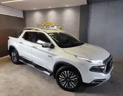 FIAT TORO 2.0 16V TURBO DIESEL RANCH 4WD AT9 FIAT TORO 2.0 16V TURBO DIESEL RANCH 4WD AT9