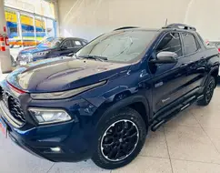 FIAT TORO 2.0 16V TURBO DIESEL ULTRA 4WD AT9 FIAT TORO 2.0 16V TURBO DIESEL ULTRA 4WD AT9