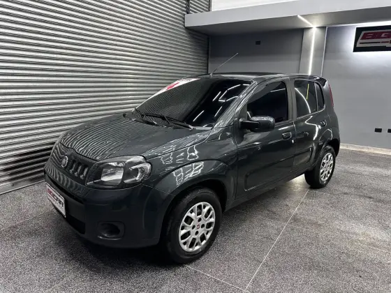 FIAT UNO 1.0 EVO VIVACE 8V FLEX 4P MANUAL