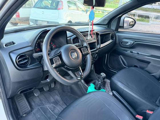 FIAT STRADA 1.3 FIREFLY FLEX FREEDOM CS MANUAL