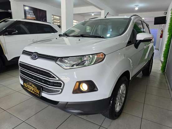 FORD-ECOSPORT-2016