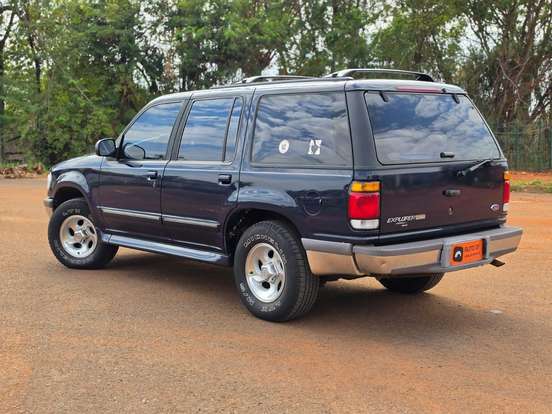 FORD-EXPLORER-1997