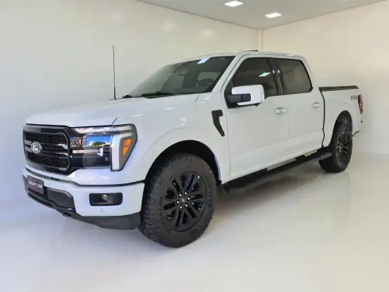 FORD-F-150-5.0 V8 GASOLINA CD LARIAT BLACK FX4 AUTOMÁTICO FORD-F-150-2025