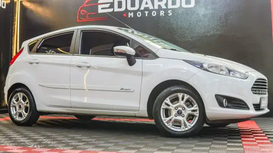 FORD-FIESTA-2017