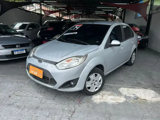 FORD FIESTA 1.6 SE SEDAN 16V FLEX 4P MANUAL