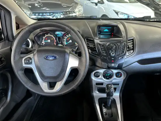 FORD-FIESTA-1.6 SE SEDAN 16V FLEX 4P POWERSHIFT FORD-FIESTA-2014