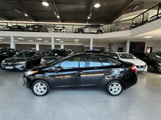 FORD-FIESTA-1.6 SE SEDAN 16V FLEX 4P POWERSHIFT FORD-FIESTA-2014