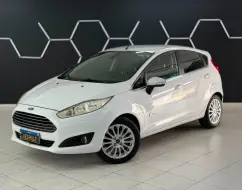 FORD FIESTA 1.6 TITANIUM HATCH 16V FLEX 4P POWERSHIFT FORD FIESTA 1.6 TITANIUM HATCH 16V FLEX 4P POWERSHIFT