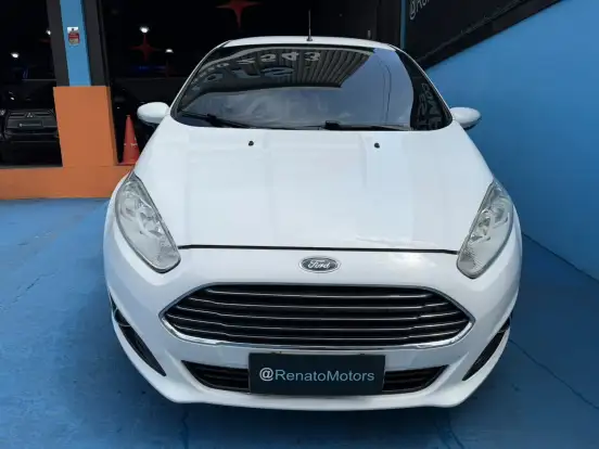 FORD-FIESTA-2015