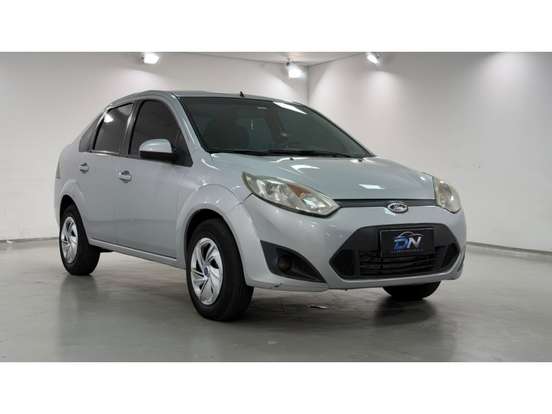 FORD-FIESTA-2012