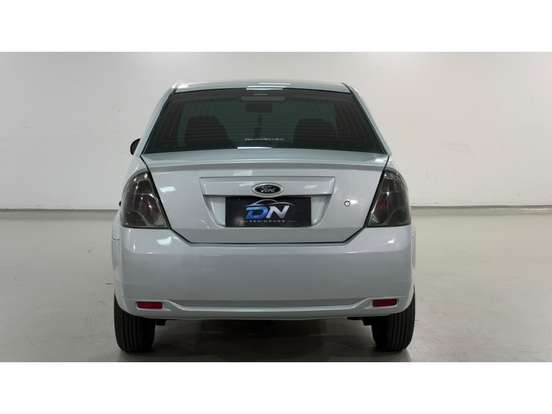 FORD-FIESTA-2012