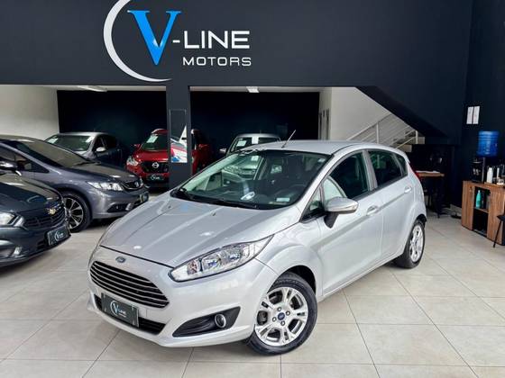 FORD FIESTA 1.6 SE HATCH 16V FLEX 4P MANUAL