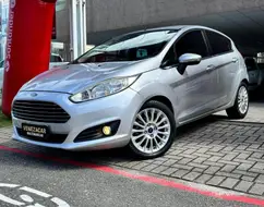 FORD FIESTA 1.6 TITANIUM HATCH 16V FLEX 4P POWERSHIFT FORD FIESTA 1.6 TITANIUM HATCH 16V FLEX 4P POWERSHIFT