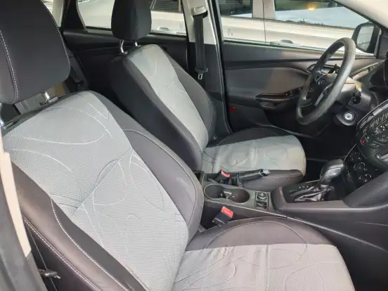 FORD-FOCUS-2015