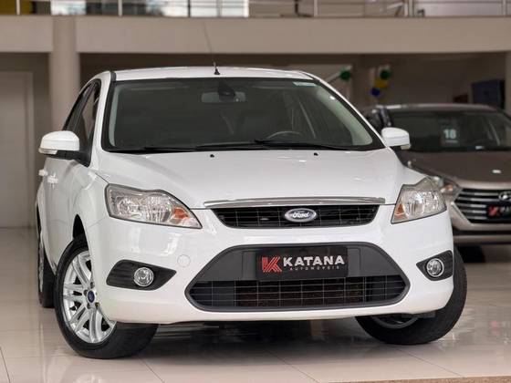 FORD FOCUS 2.0 GLX SEDAN 16V FLEX 4P AUTOMÁTICO