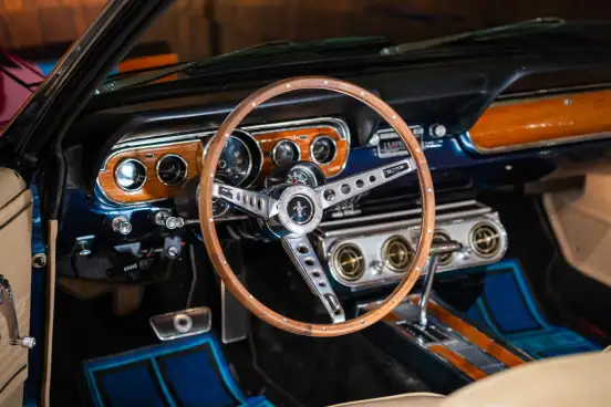 FORD-MUSTANG-1966