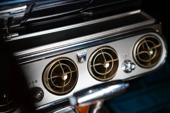 FORD-MUSTANG-1966